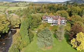 Caer Beris Manor